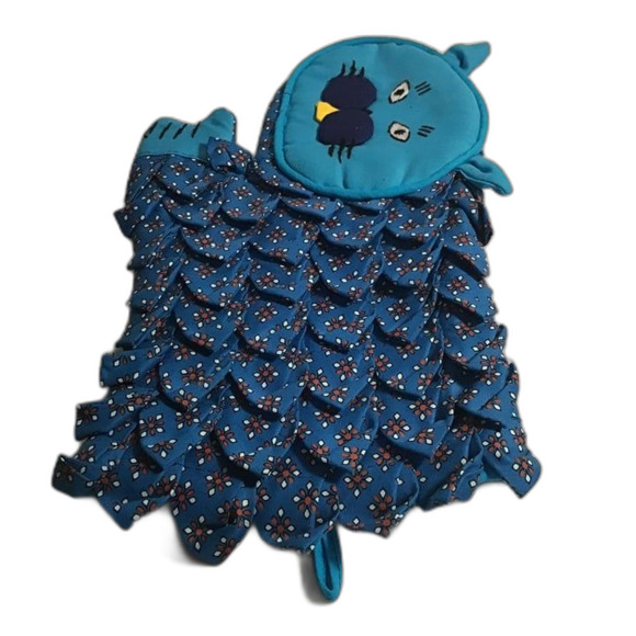 Cat Shaped Pot Holder Or Oven Mitt More Decoration Than Utilitarian - Picture 1 of 2